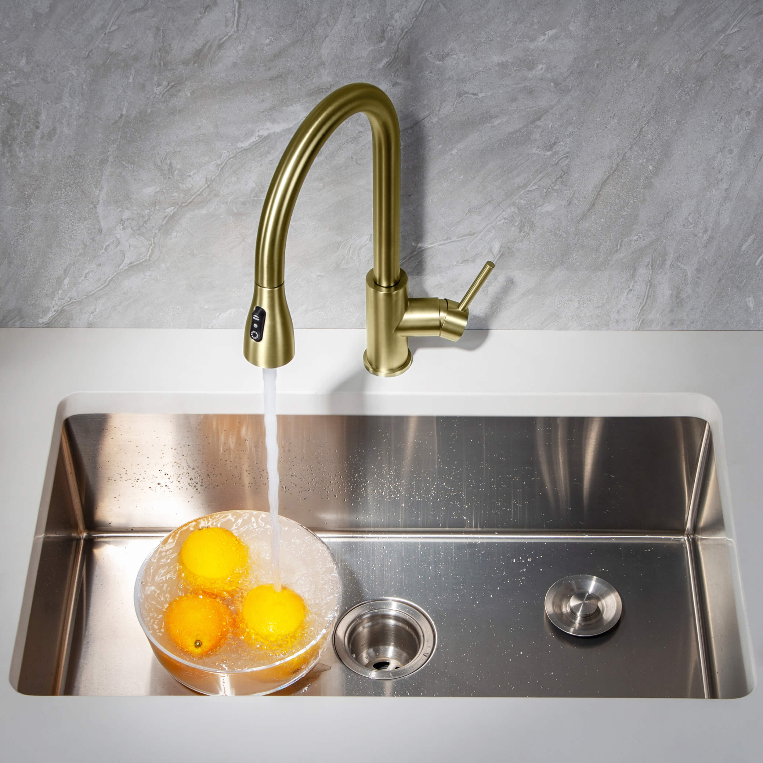 Single Handle Pull Down Kitchen Faucet - F102