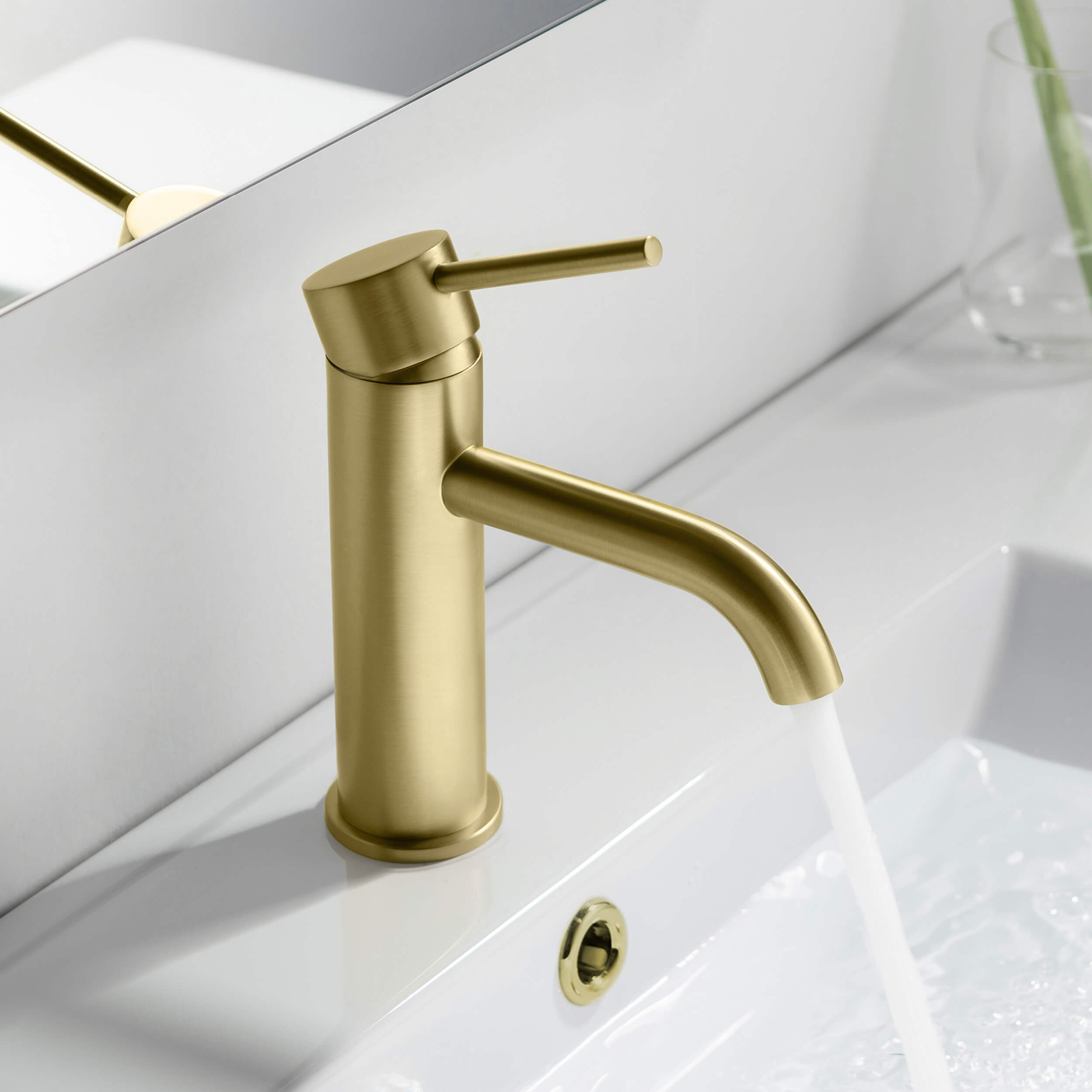 Single Handle Bathroom Vanity Sink Faucet with Pop Up Drain – F201