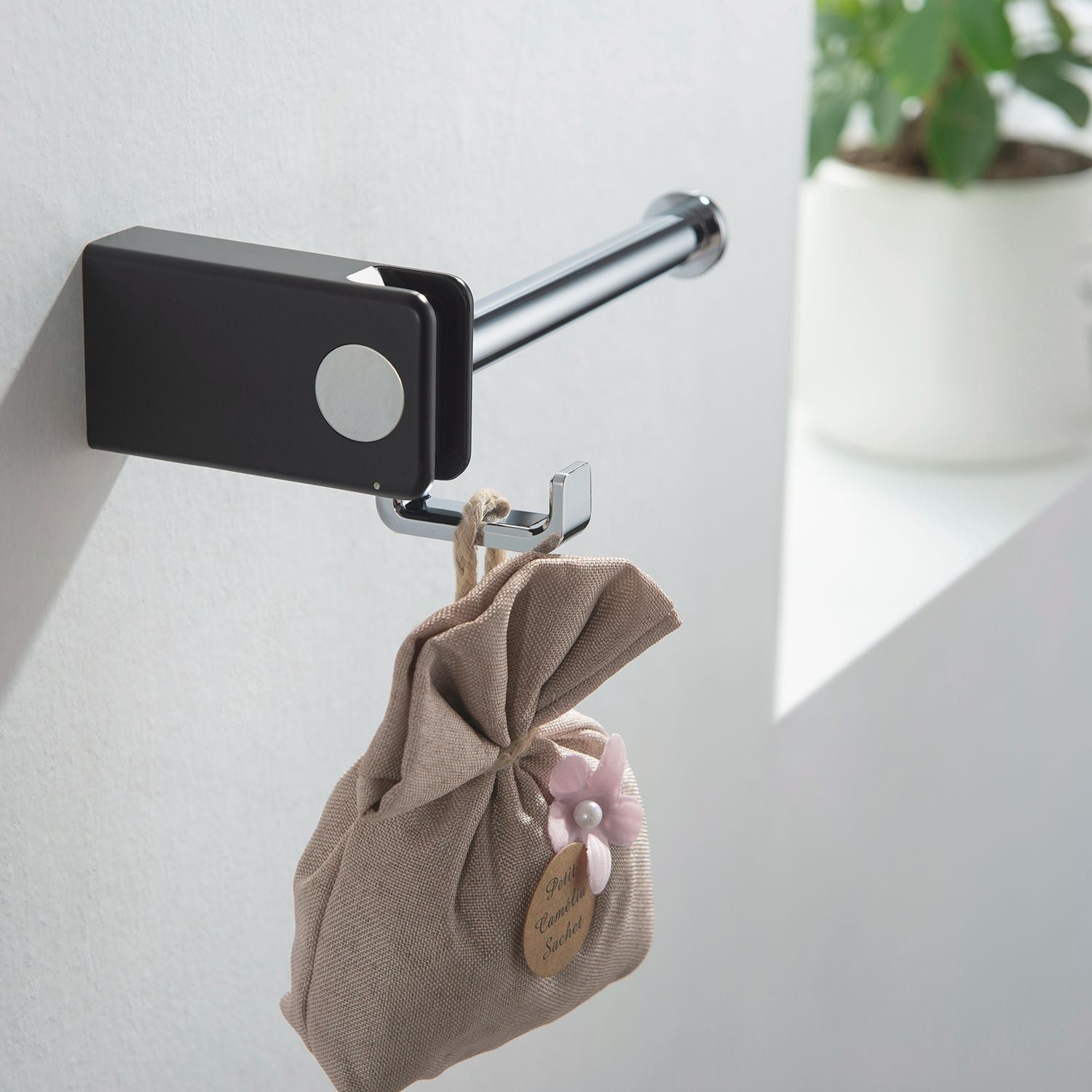Bathroom Hardware Accessory Wall Mounted Tissue Holder includes Hook KBA1002