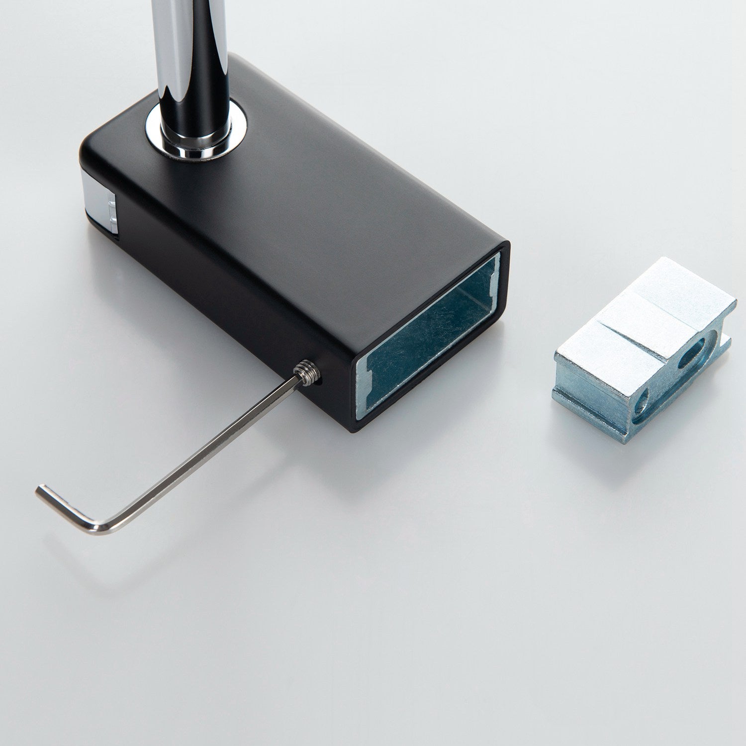 Bathroom Hardware Accessory Wall Mounted Tissue Holder includes Hook KBA1002