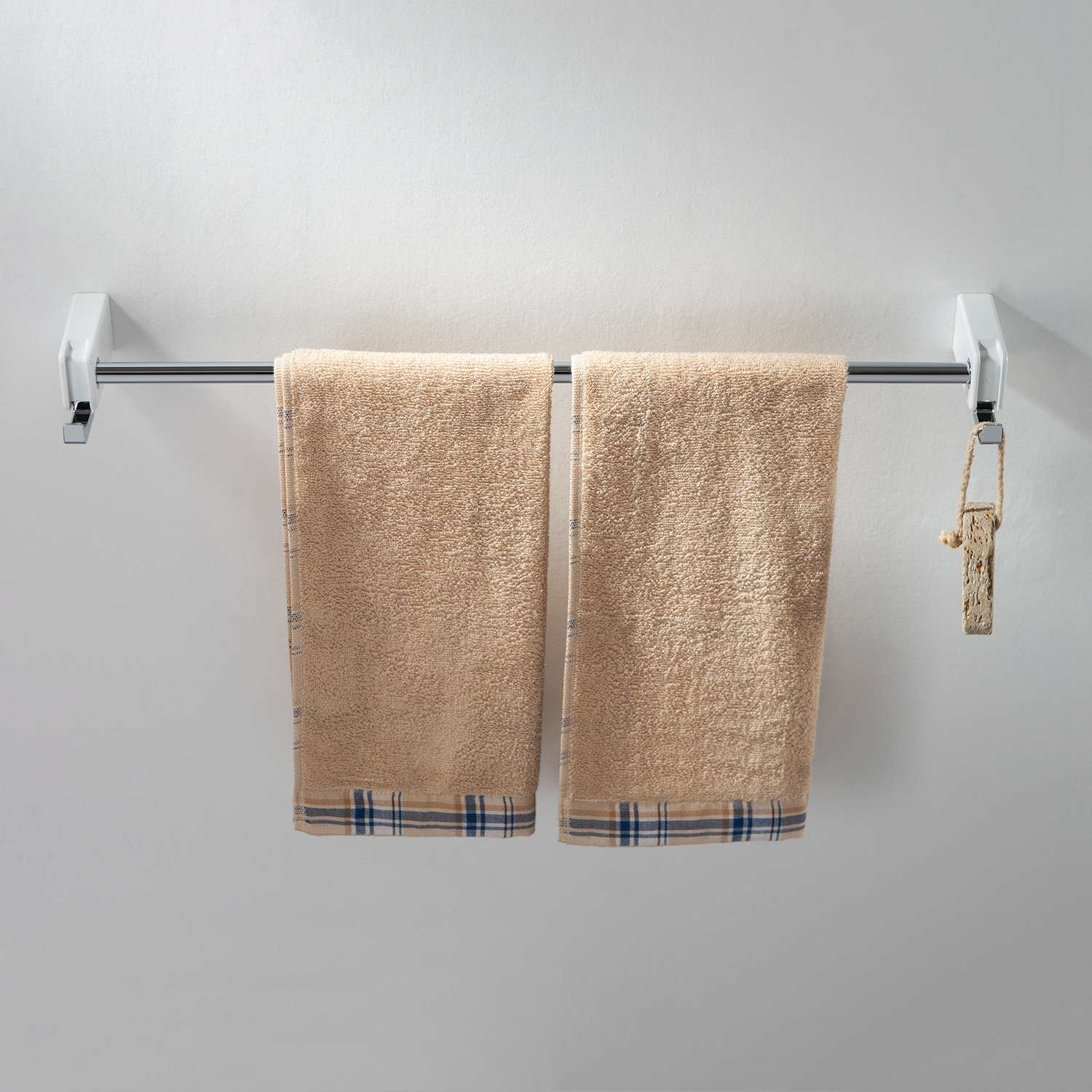 Bathroom Hardware Accessory Towel Wall Mounted Towel Bar with Hook KBA1003