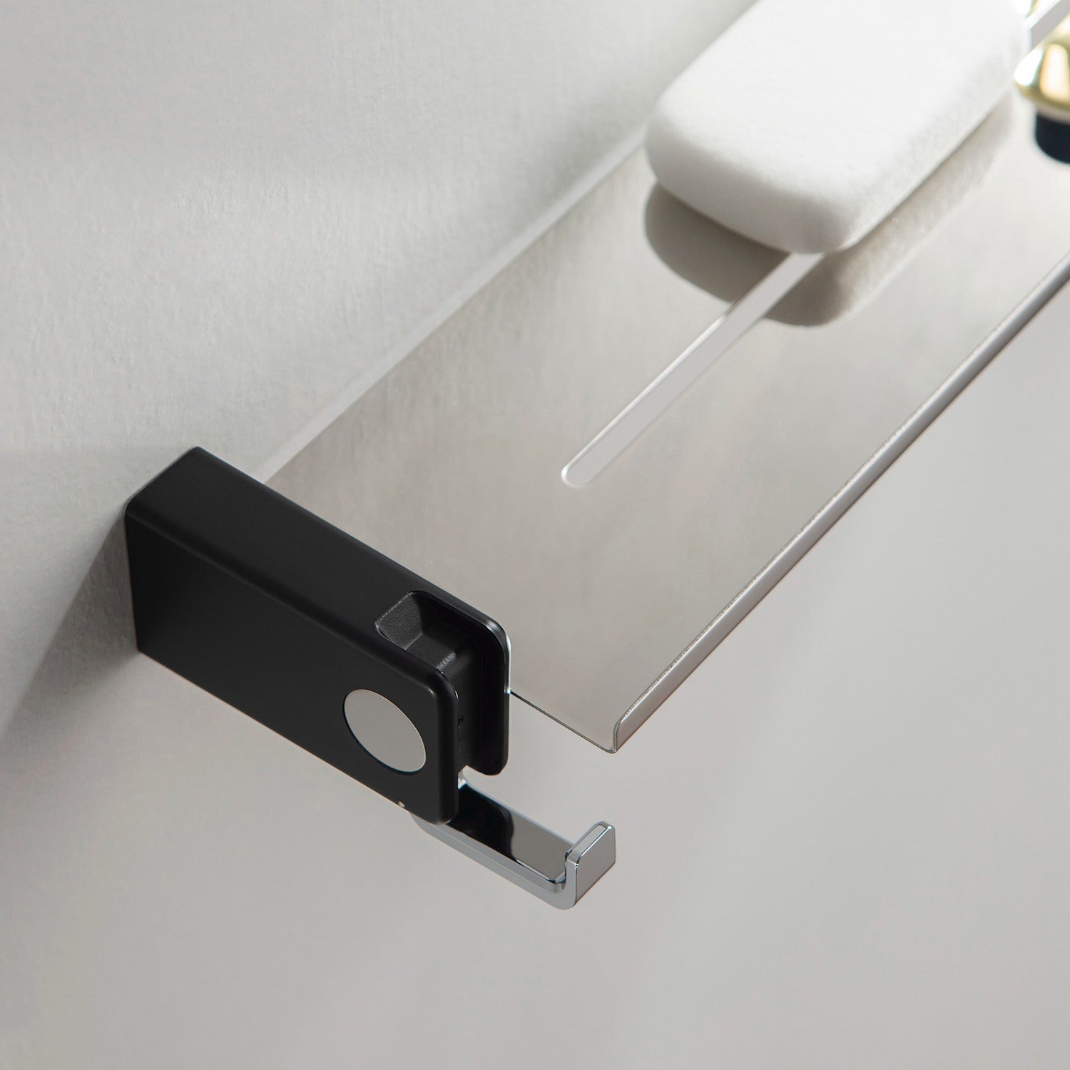 Bathroom Hardware Accessory Wall Mounted Towel Shelf with Hook KBA1005
