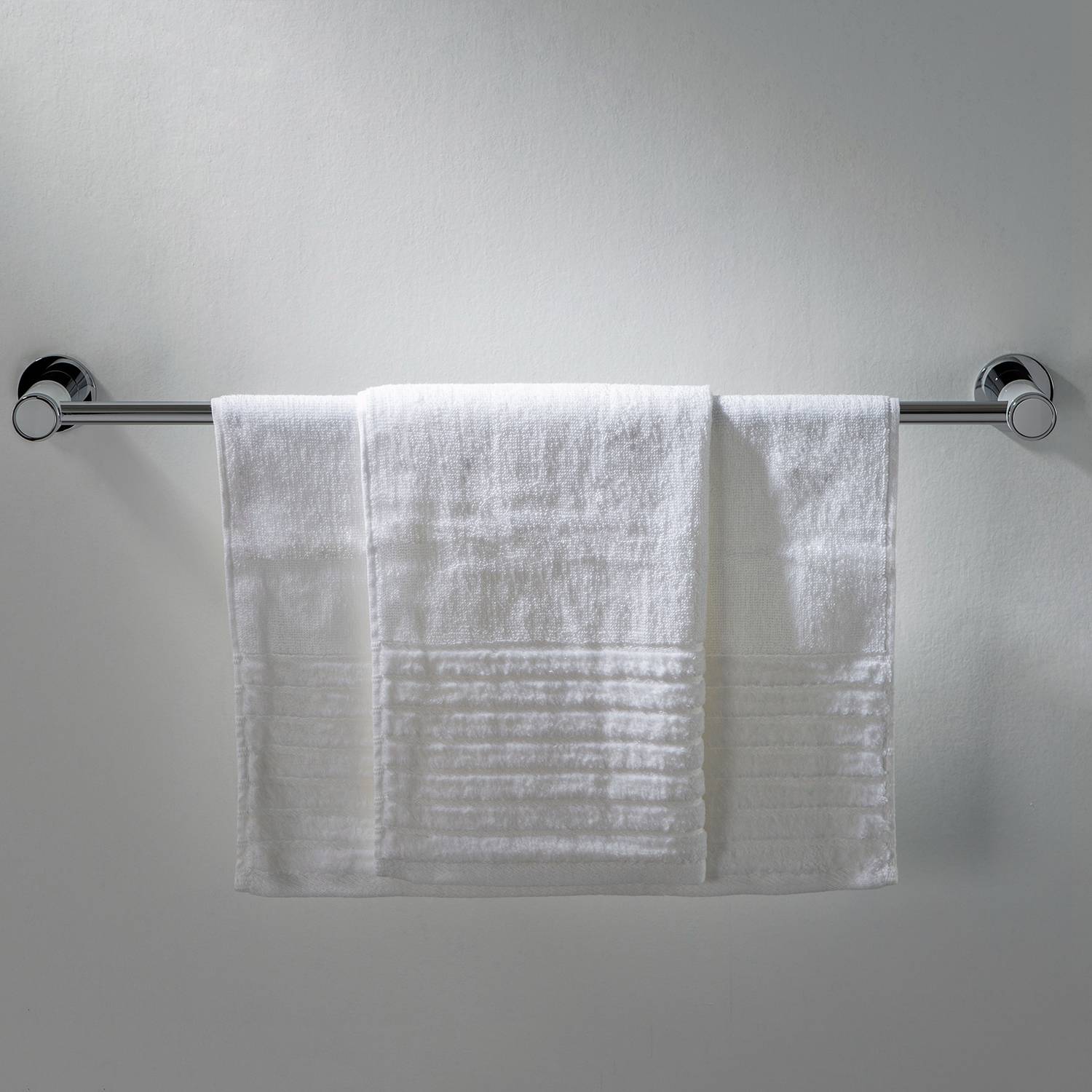 Bathroom Hardware Accessory Wall Mounted Towel Bar KBA1104