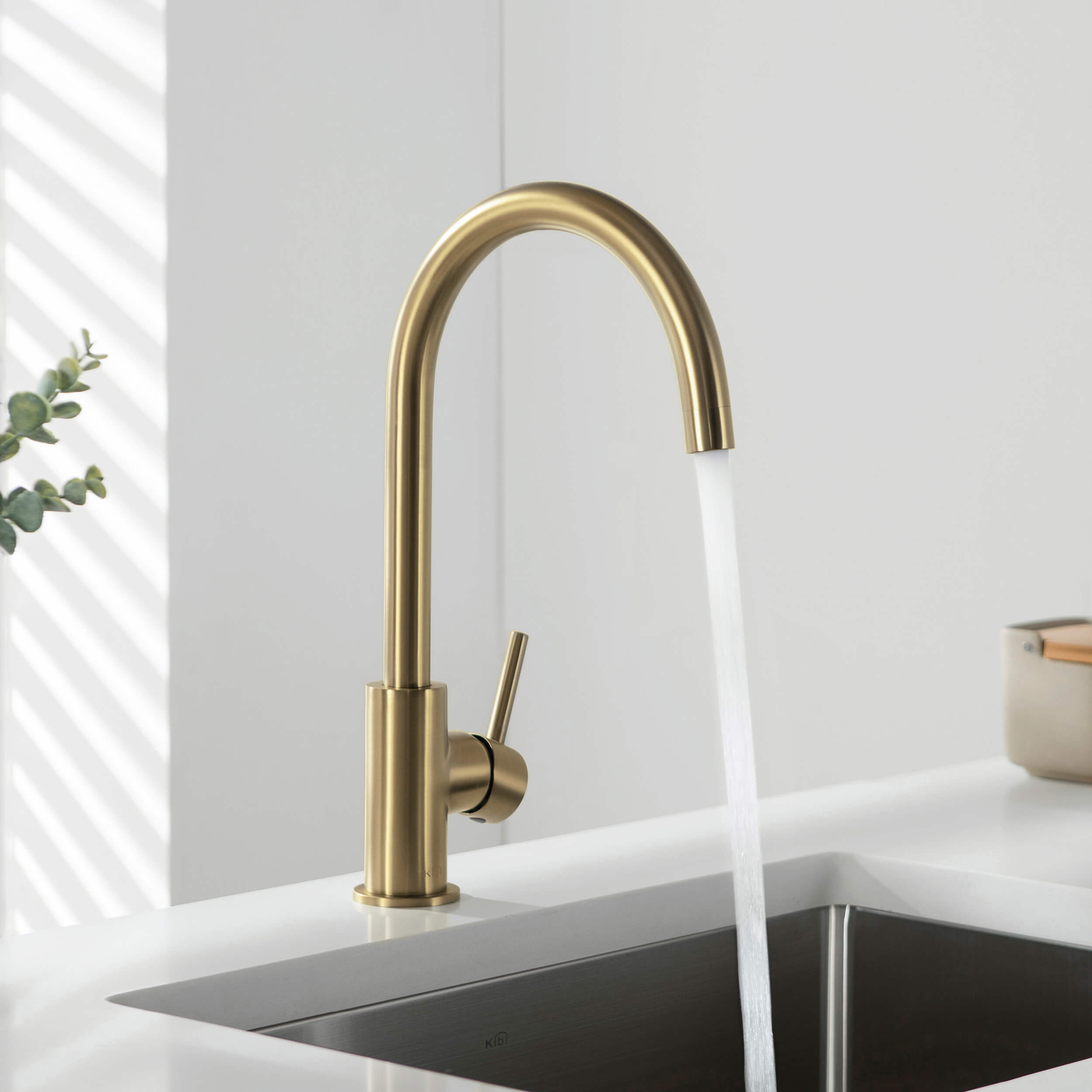 Lowa Single Handle High Arc Kitchen Bar Sink Faucet – KKF2001