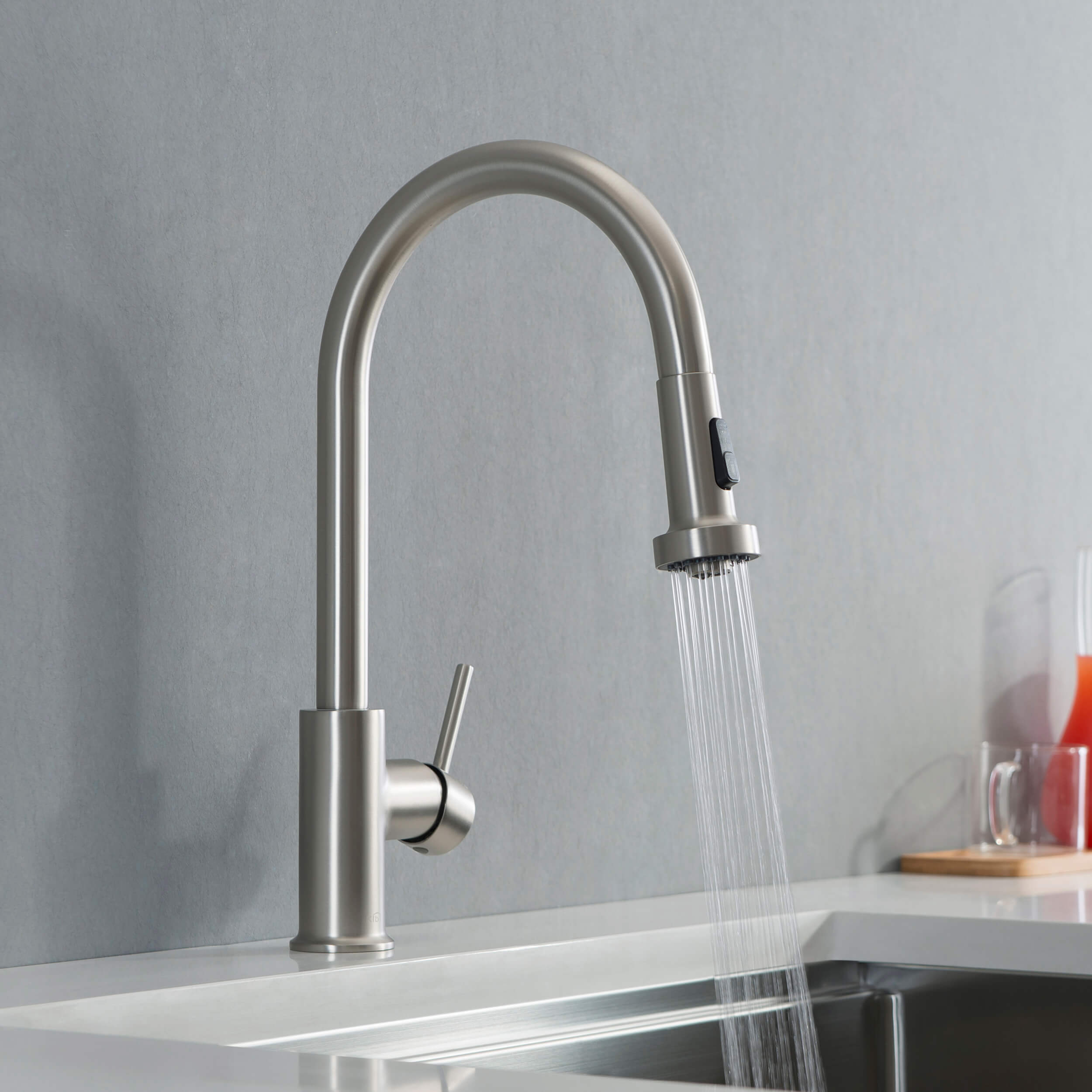 Casa Single Handle Pull Down Kitchen Sink Faucet - KKF2002
