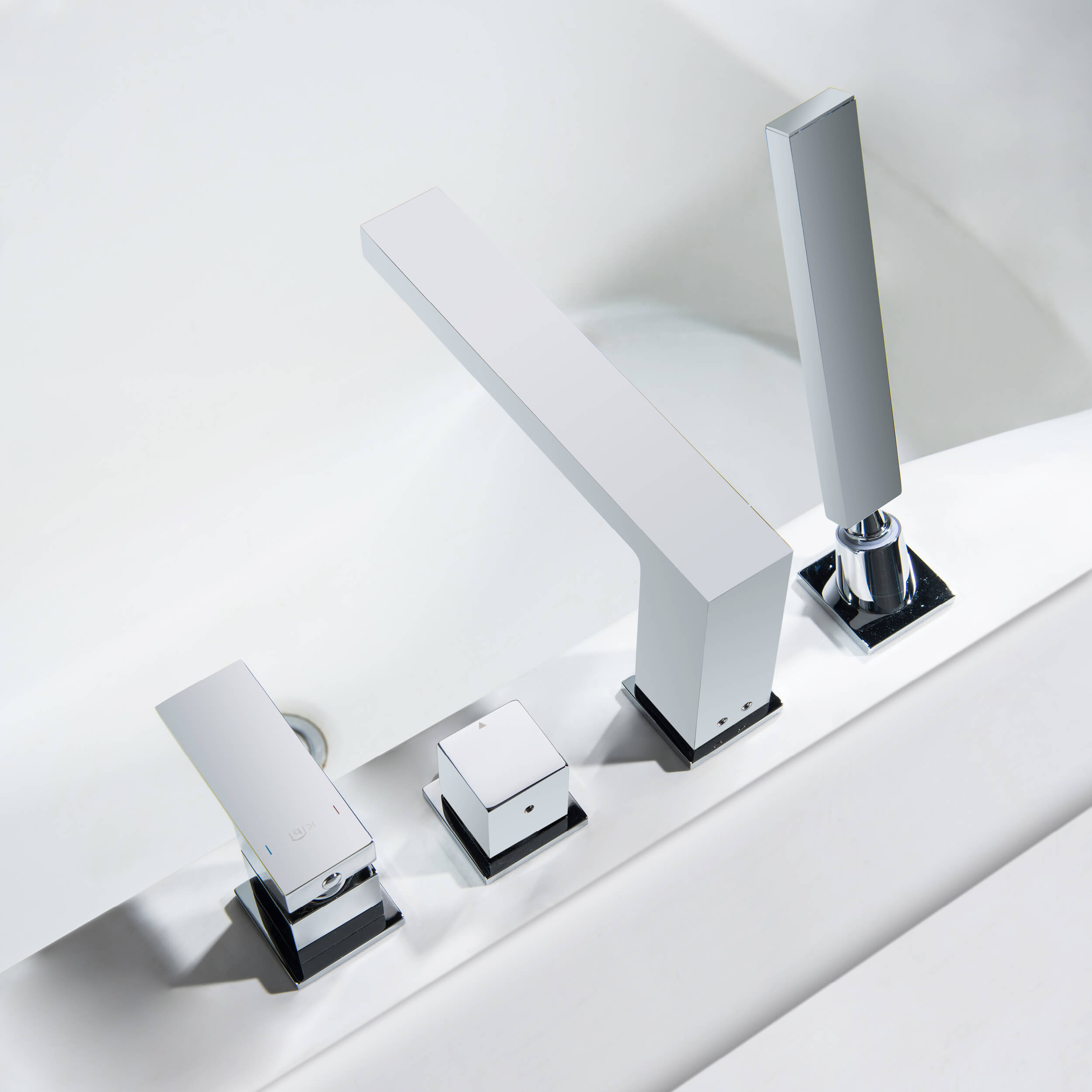 Cube Deck Mounted Bathtub Faucet with Hand Shower KTF3102