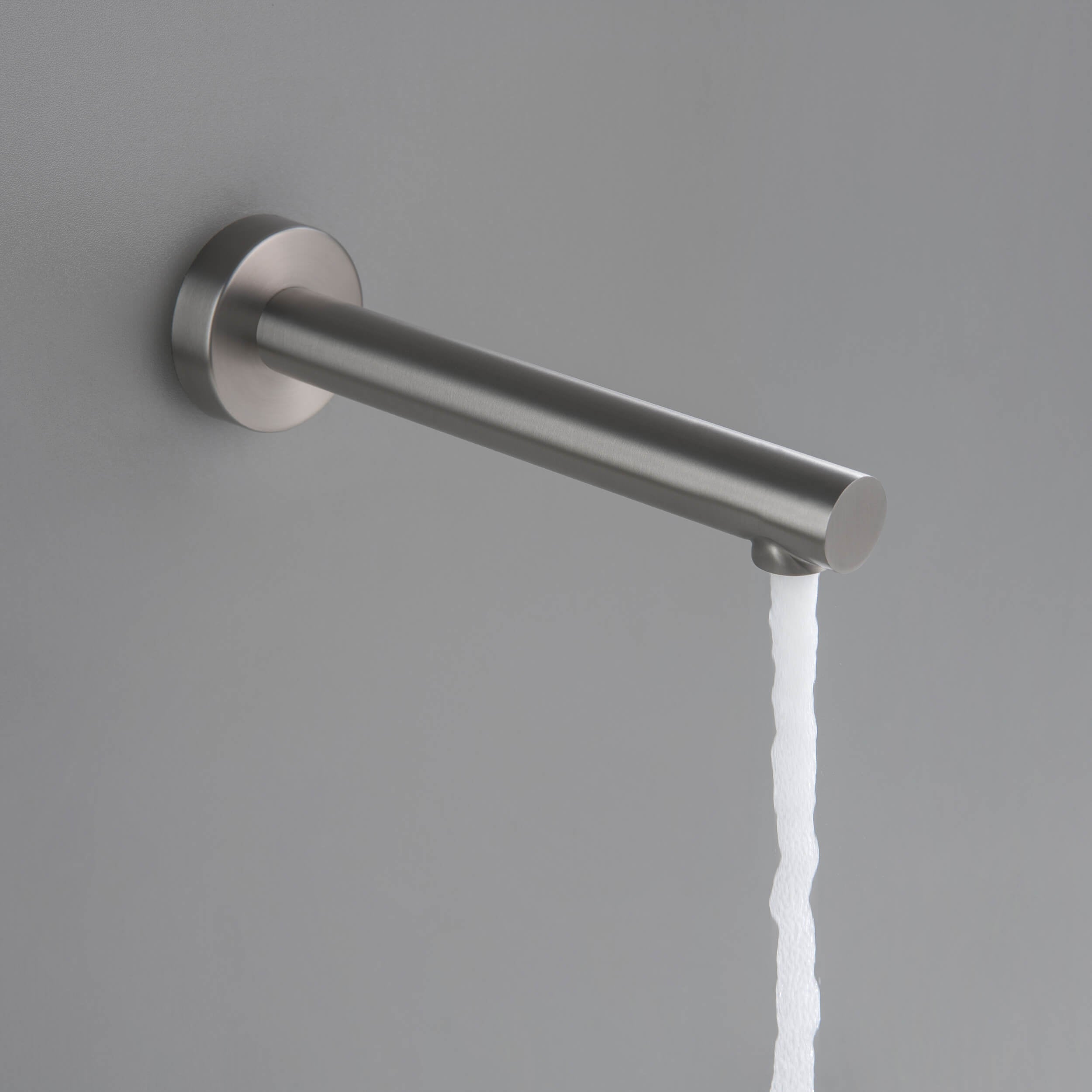 Circular Premium Tub Spout - TS100