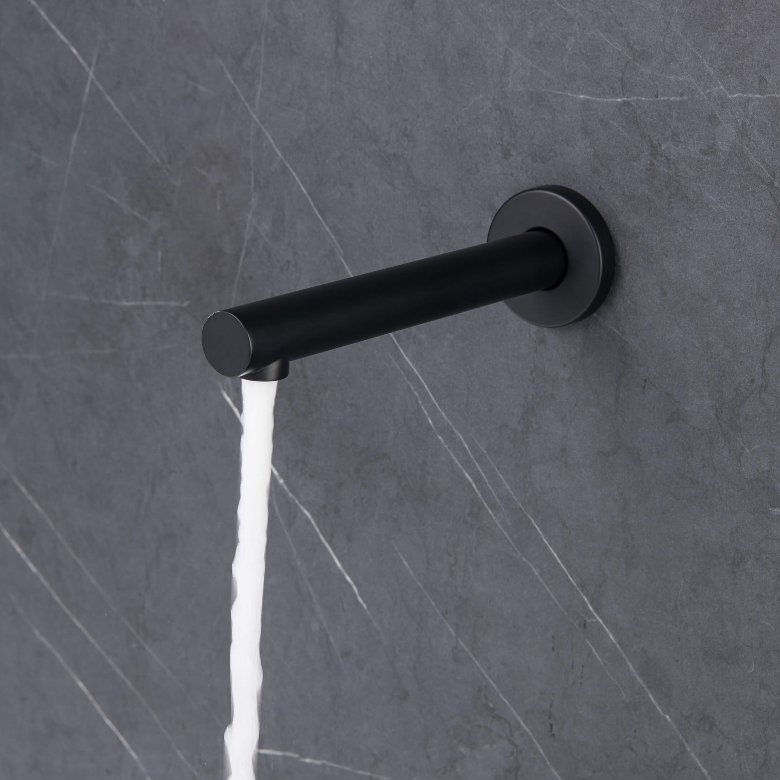 Circular Premium Tub Spout - TS100