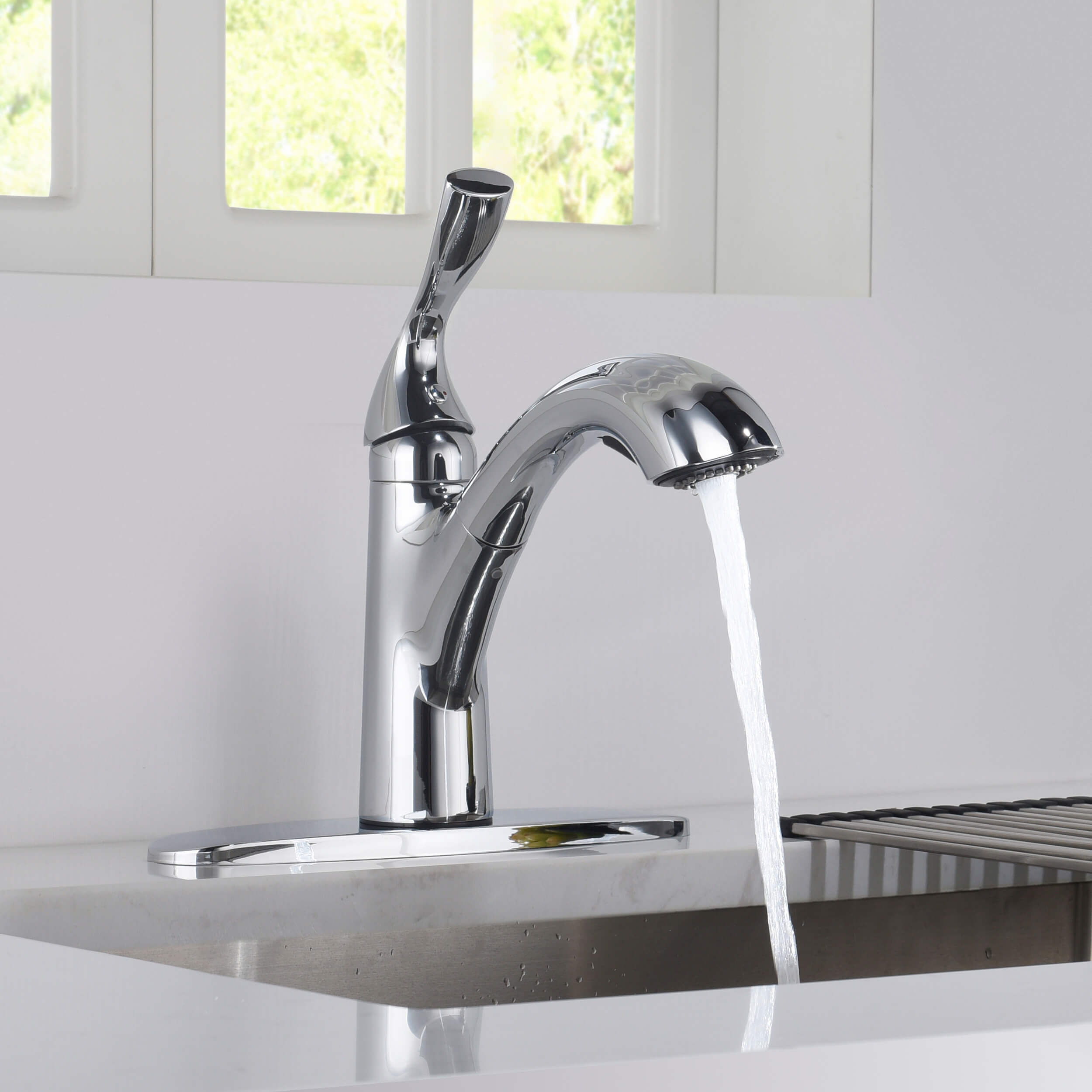 Single Handle Pull Out Kitchen Faucet - F103