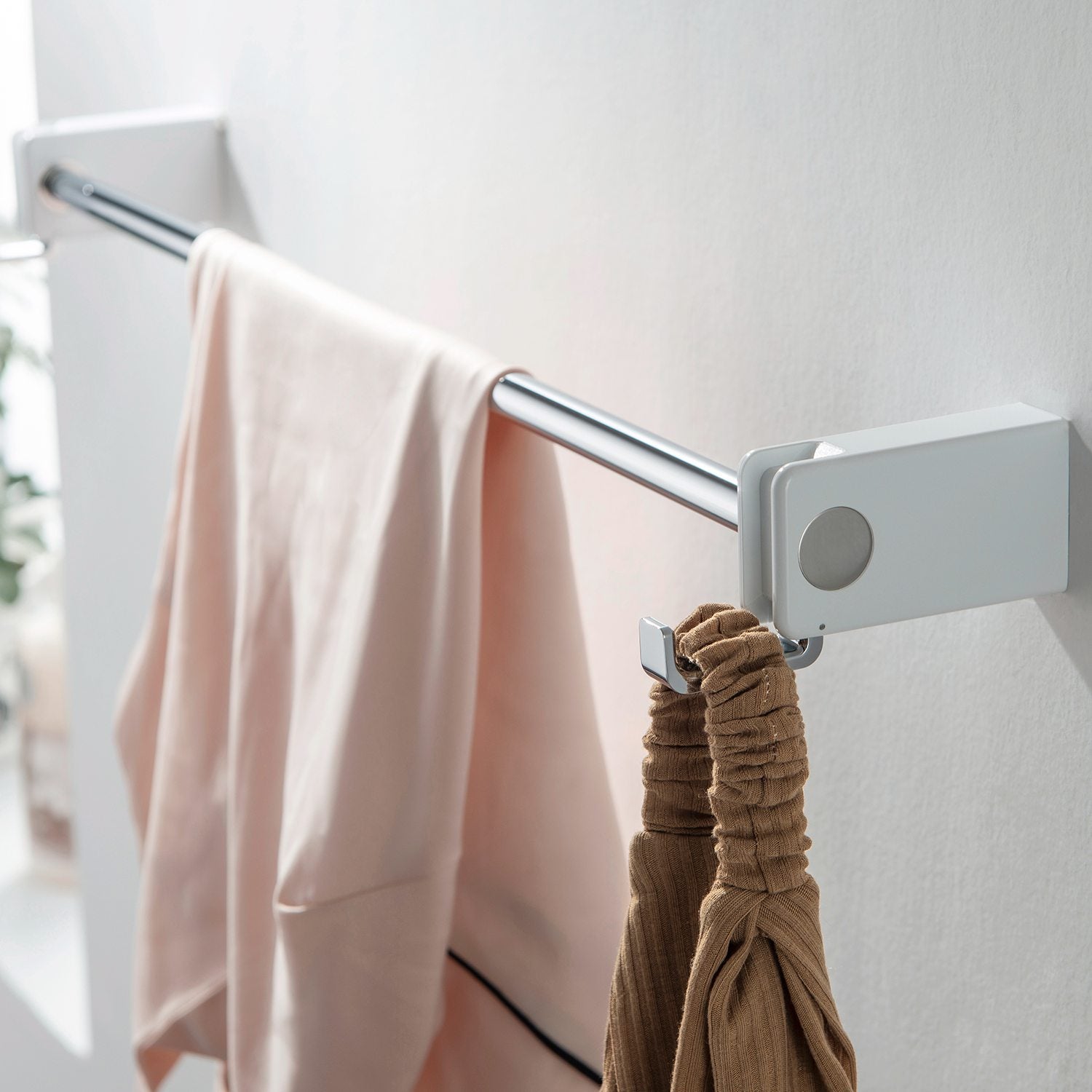 Bathroom Hardware Accessory Towel Wall Mounted Towel Bar with Hook KBA1003