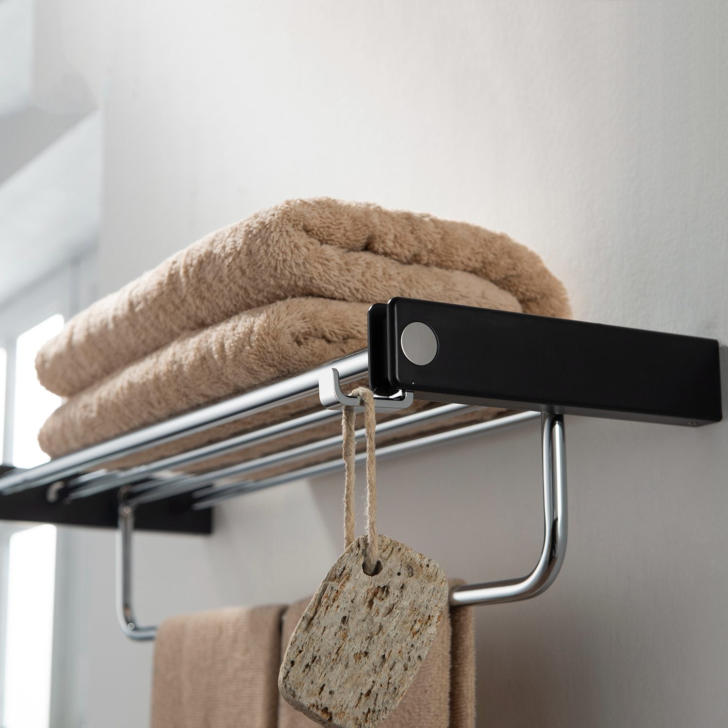 Bathroom Hardware Accessory Wall Mounted Towel Rack with Hook KBA1004