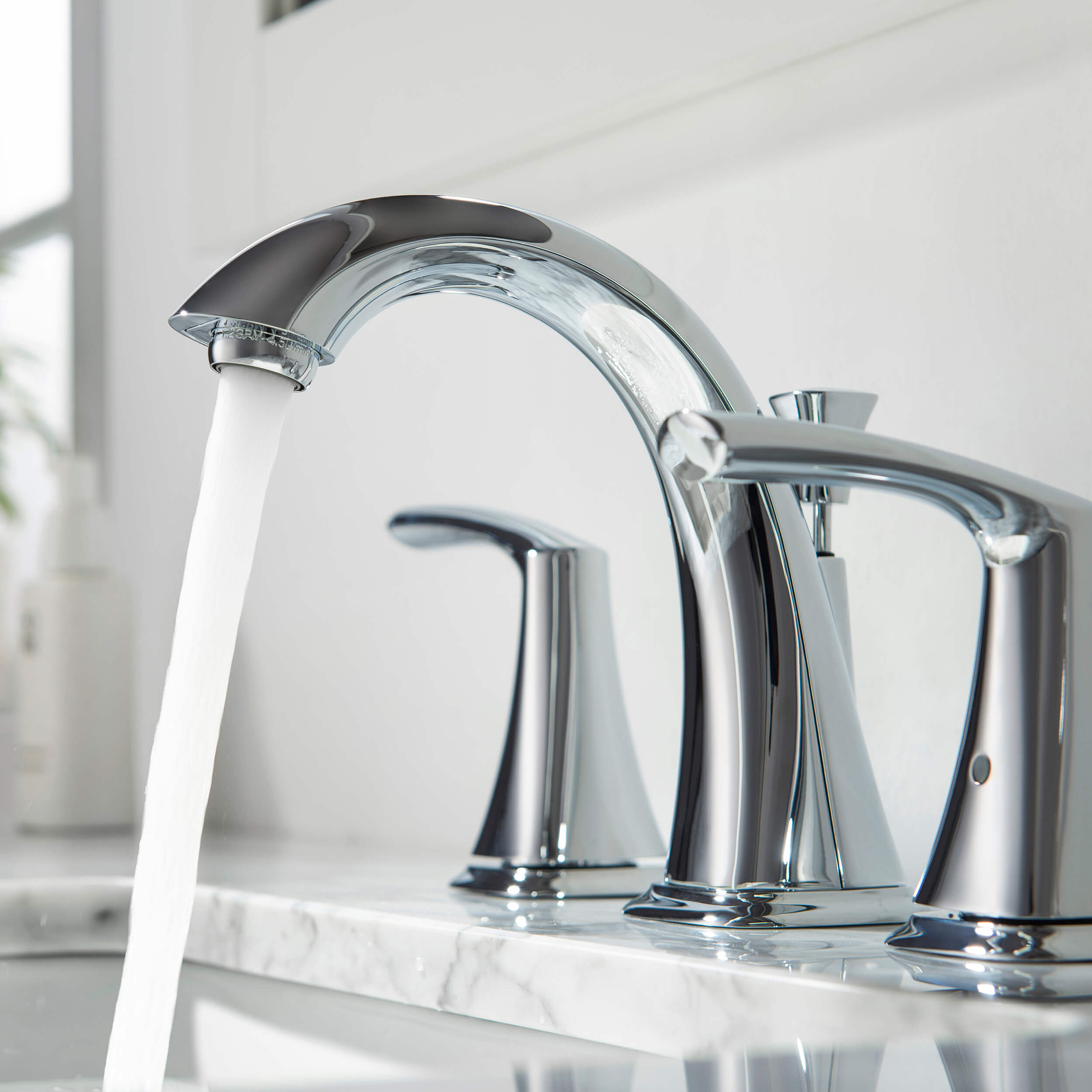 Stonehenge Bathroom Sink 8" Widespread Faucet with Drain Assembly KBF1015