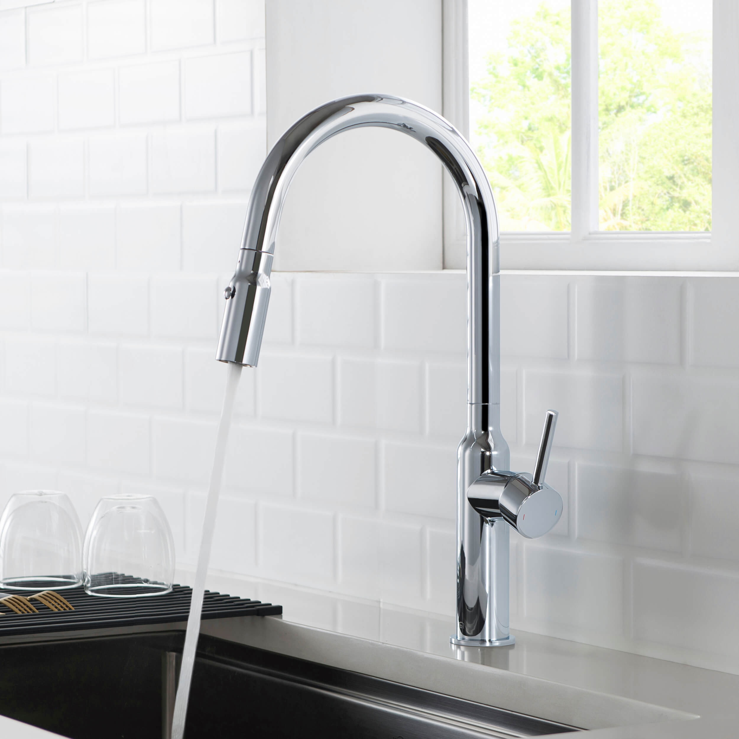 Hilo Single Handle Pull Down Kitchen Sink Faucet - KKF2008