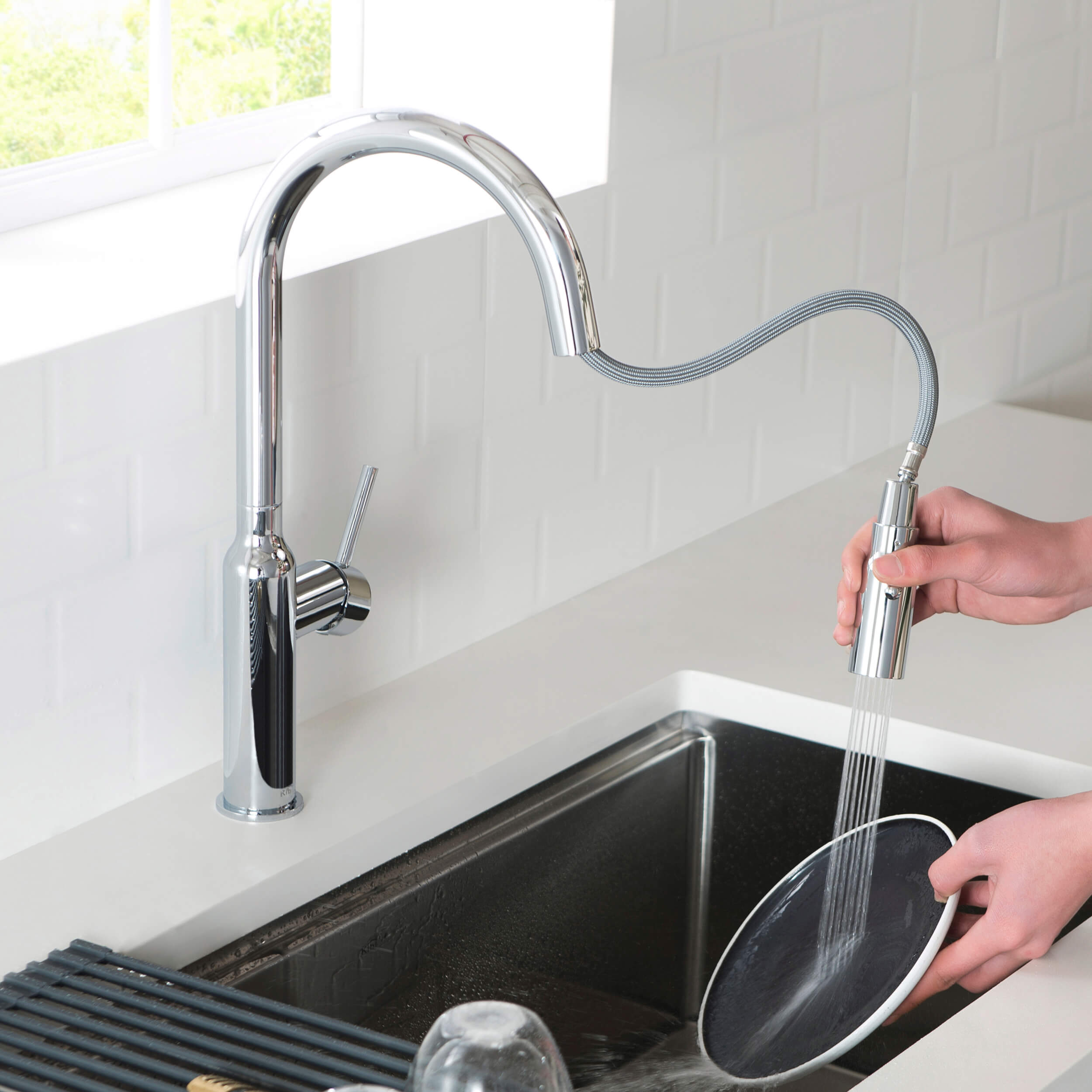 Hilo Single Handle Pull Down Kitchen Sink Faucet - KKF2008