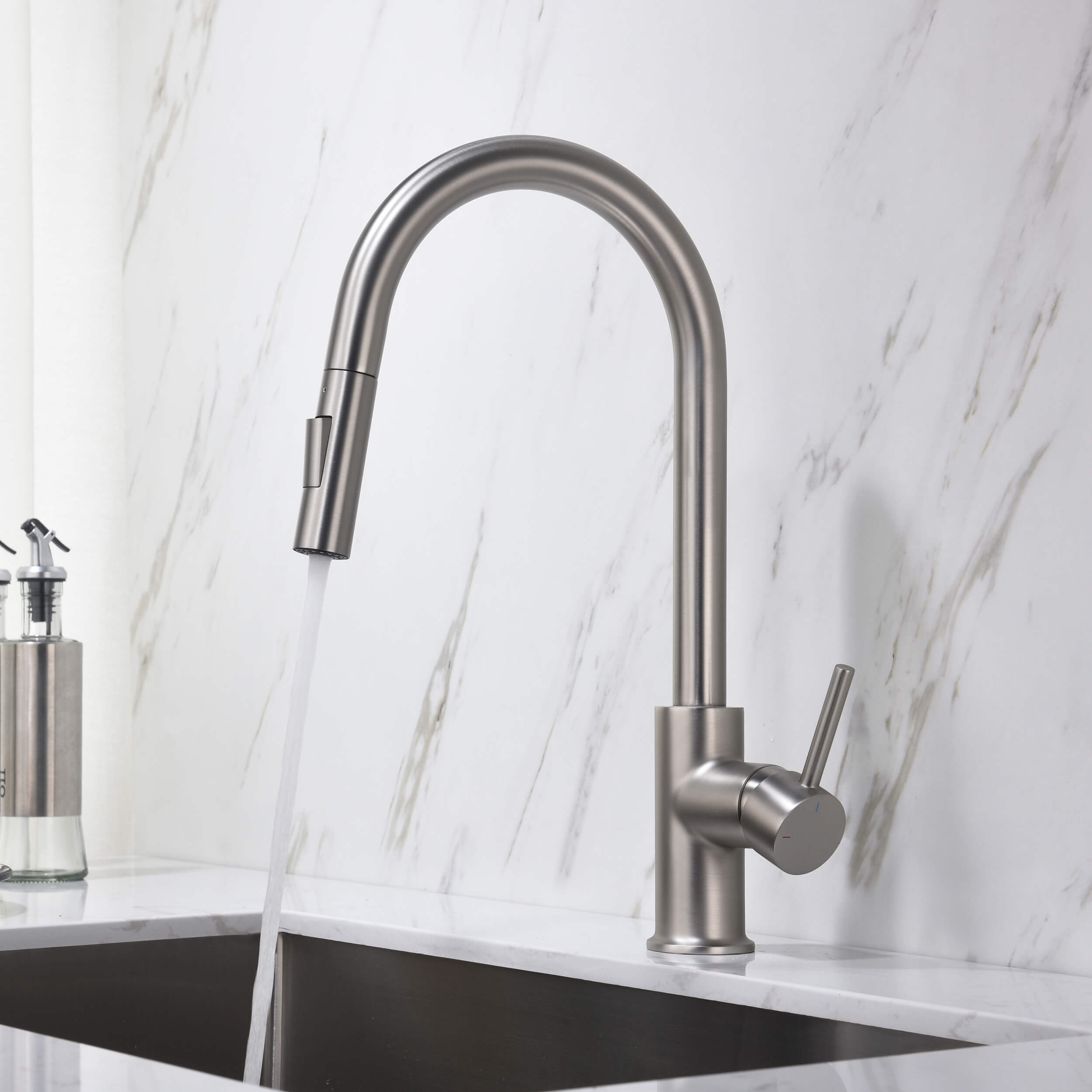 Circular Single Handle Pull Down Kitchen Faucet - KKF2013